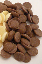 Load image into Gallery viewer, Callebaut Milk Buttons 
